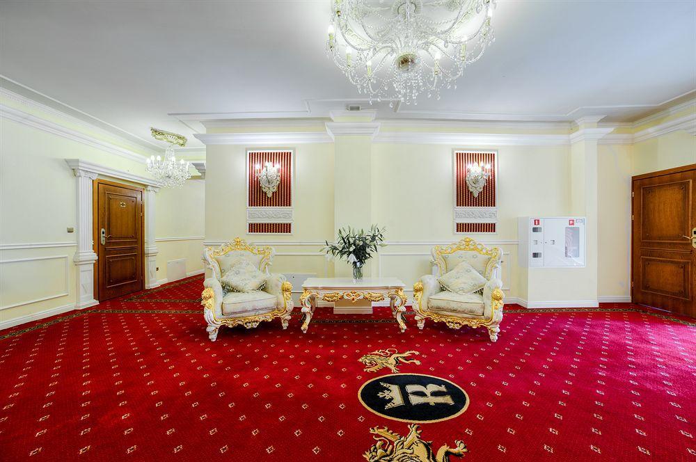 Hotel Krolewski Janow Lubelski Ngoại thất bức ảnh