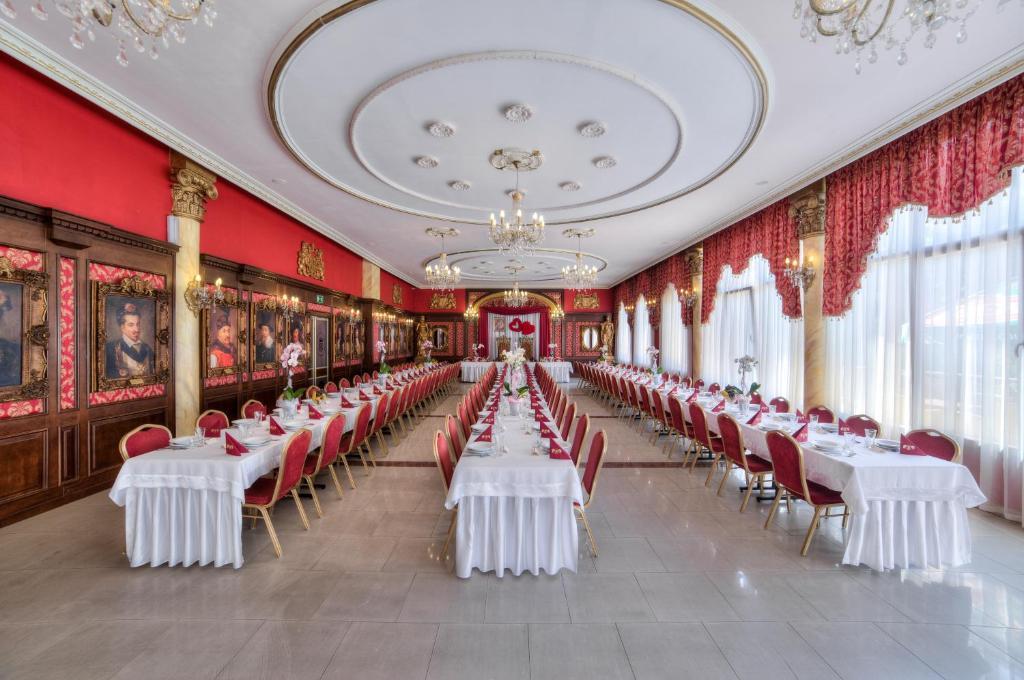 Hotel Krolewski Janow Lubelski Ngoại thất bức ảnh