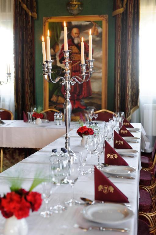 Hotel Krolewski Janow Lubelski Ngoại thất bức ảnh